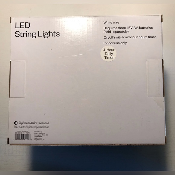 Room Essentials LED String Lights - Picture 3 of 9